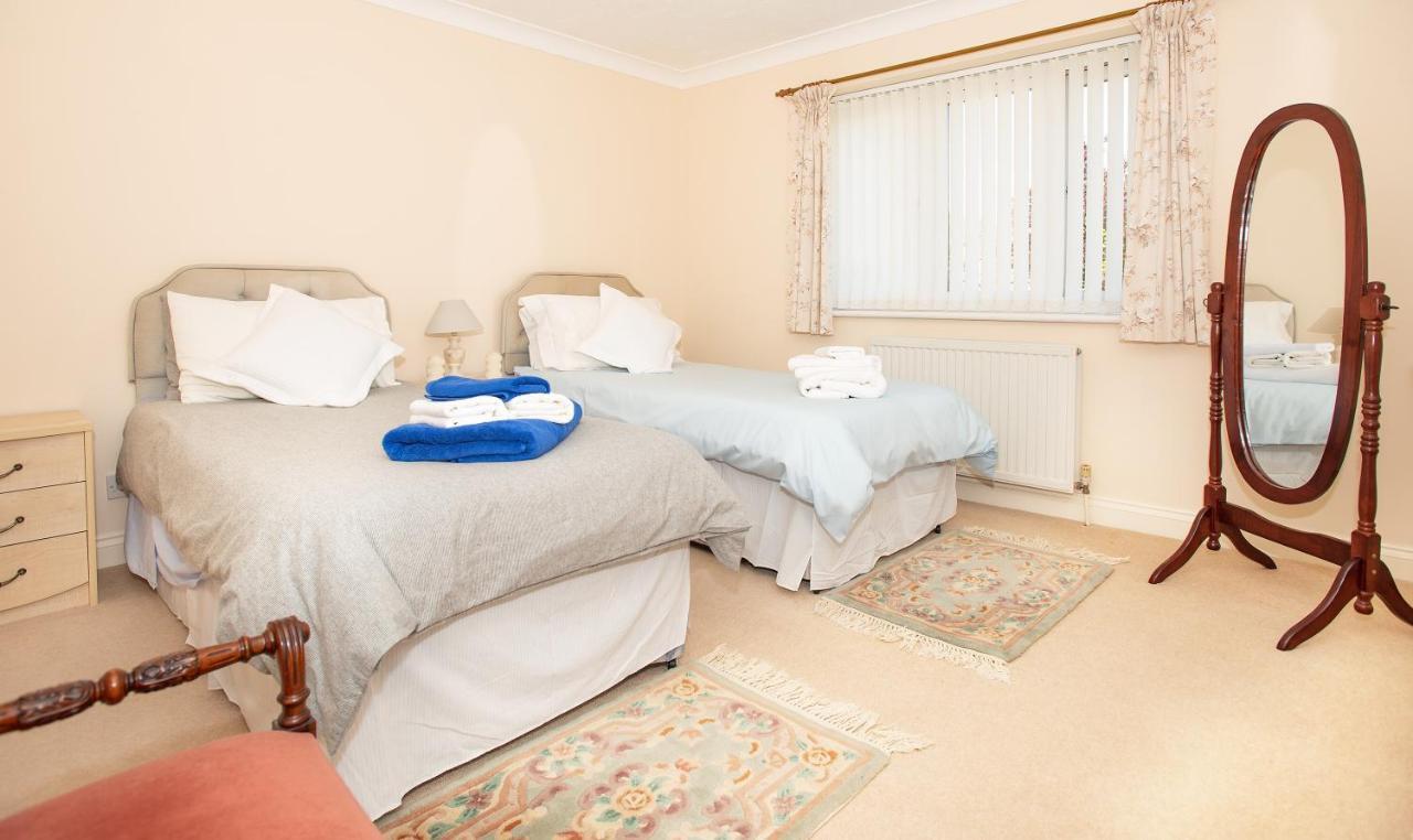 Luxury House In Warsash. Hotel Buitenkant foto